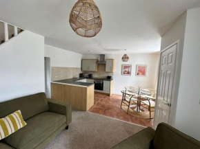 Stylish miners cottage at North Rd